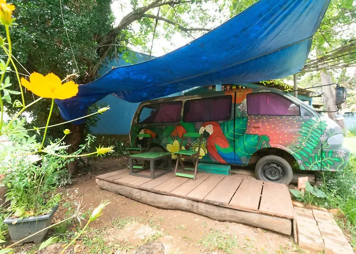 Hostel E Camping Jardim Da Mata